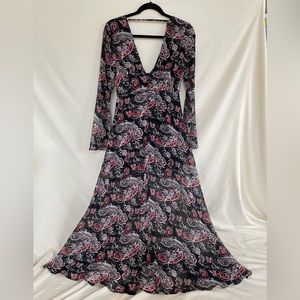 Black long sleeves with a Red Paisley Pattern Junior Medium